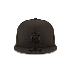 New York Yankees Basic Black on Black 9FIFTY Snapback Hat